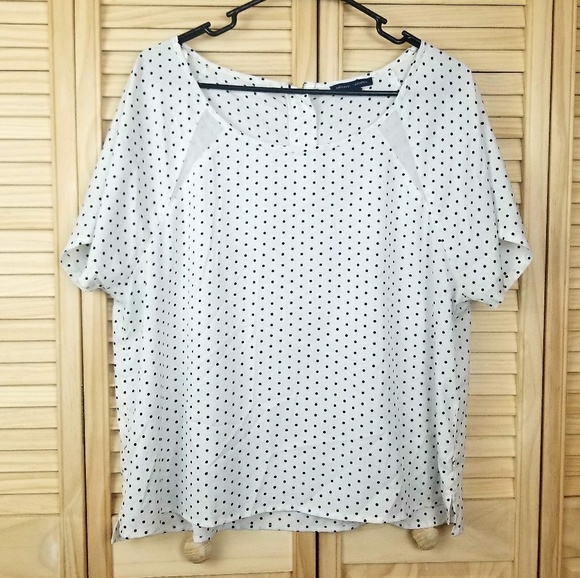 American Eagle Outfitters Tops - AMERICAN EAGLE OUTFITTERS BLOUSE